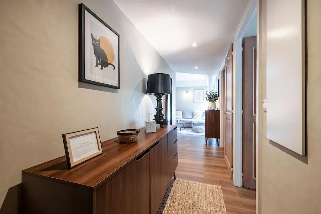 Cannes Elegant And Chic 2 Bedroom Apt With Pool Апартаменты