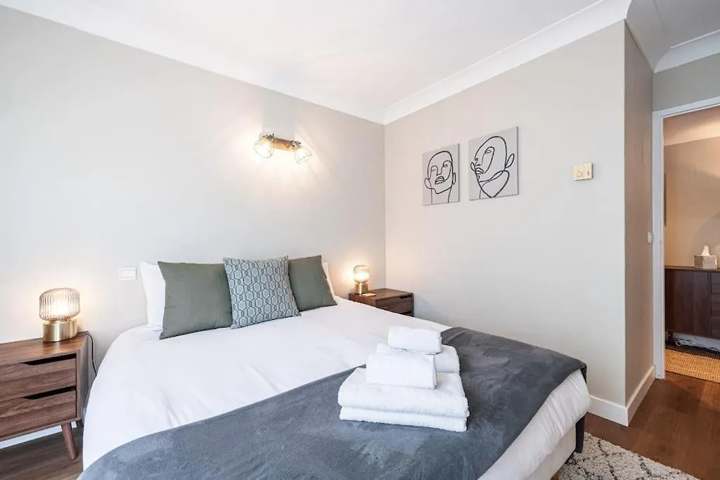 Апартаменты Cannes Elegant And Chic 2 Bedroom Apt With Pool Франция